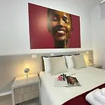Beeapartments アパート