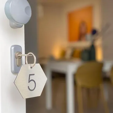 Beeapartments